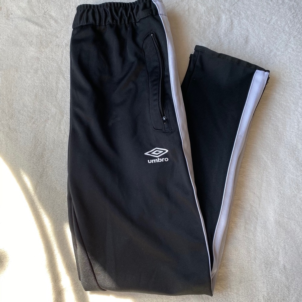 Black joggers